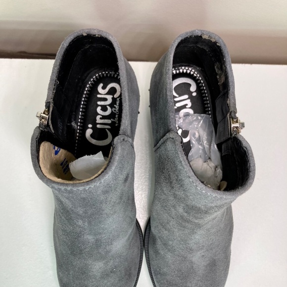 Sam Edelman Suede Leather Ankle Boots Low Heel Side Zipper Pointy Toe Grey Navy - Picture 5 of 8